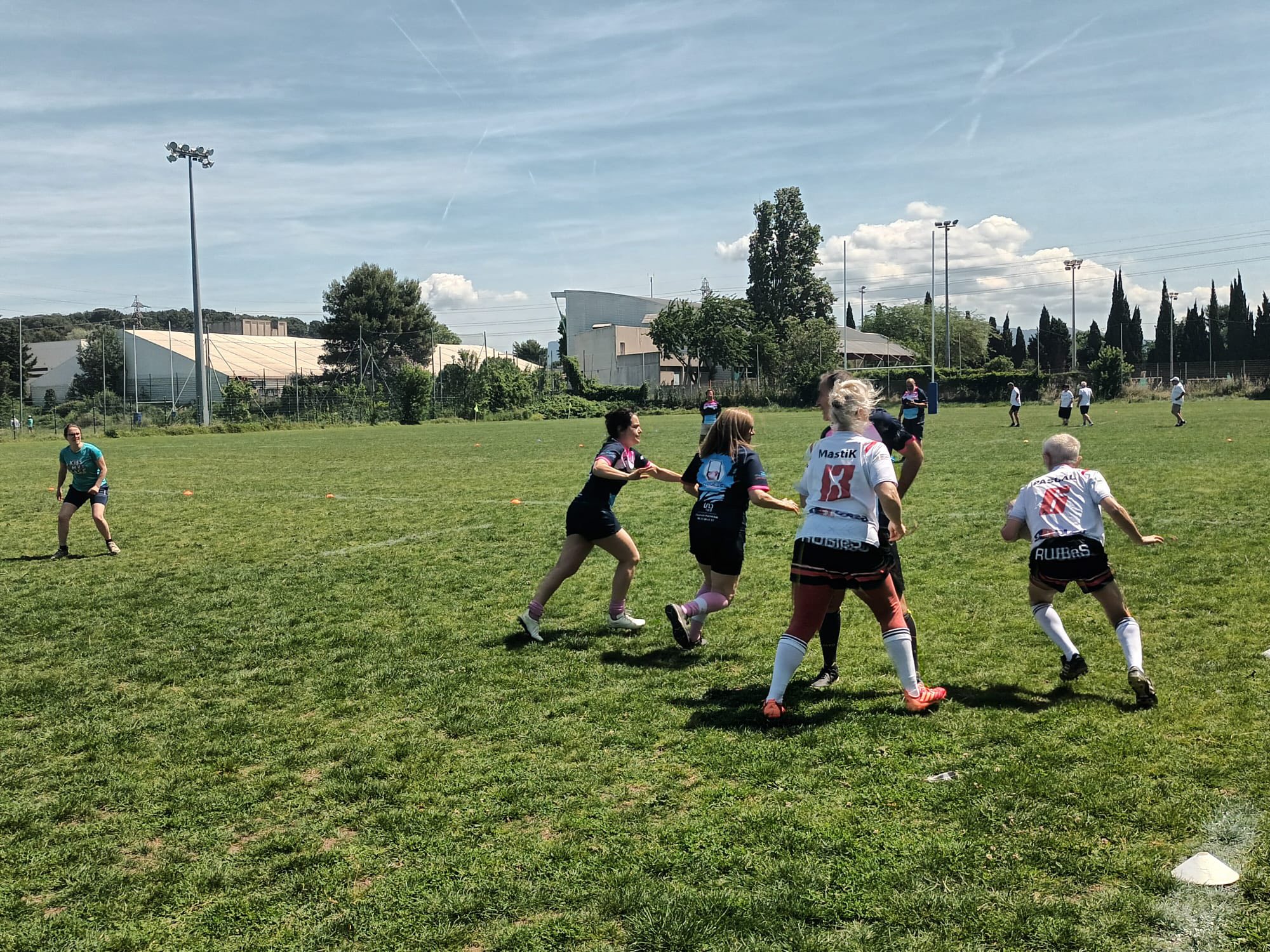 Qu'importe l'âge ou le handicap, le rugby santé se veut avant tout abordable pour tous. Photo MRM